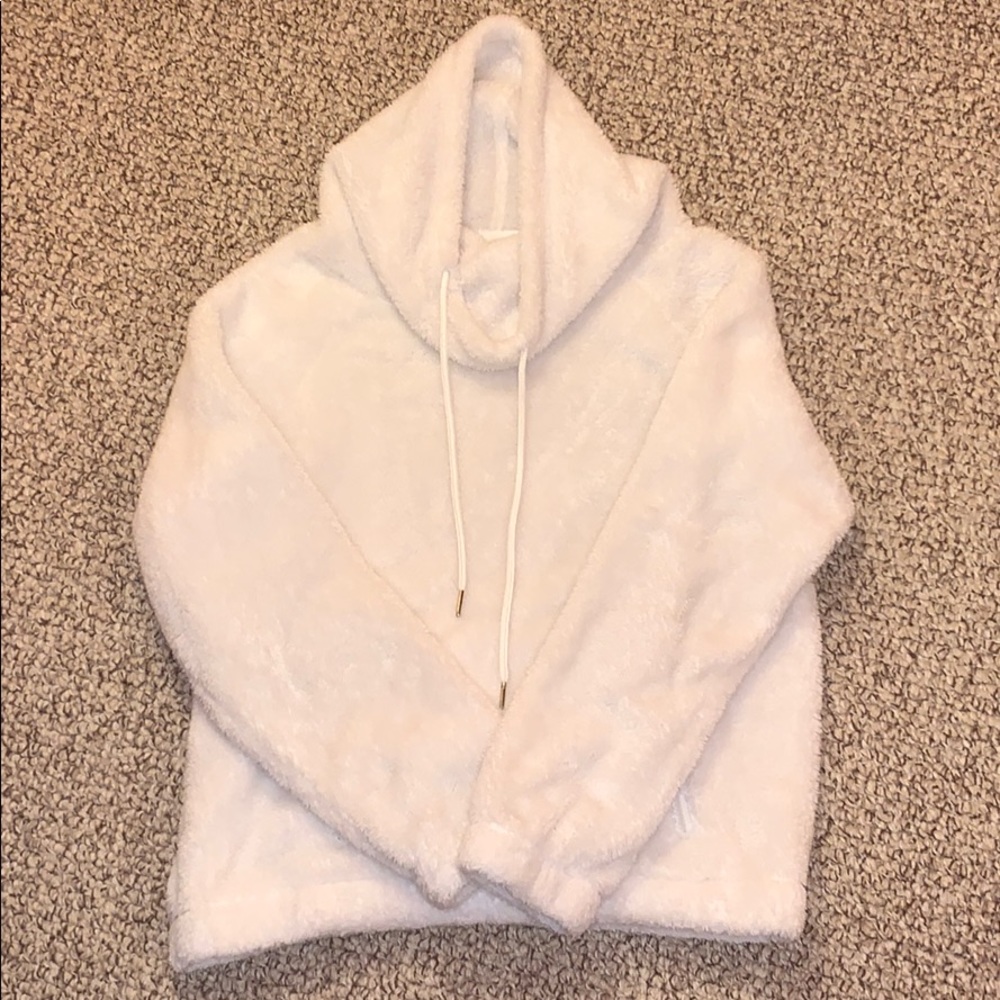 Women’s Fuzzy White Loose Turtleneck Pullover